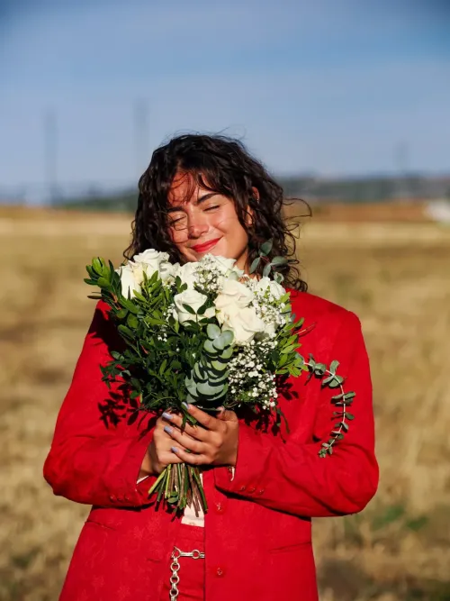 Ramo de rosas blancas de La Señora Flores